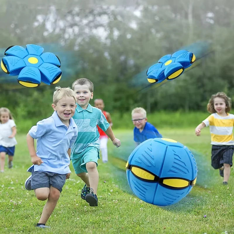 Magic Flying Saucer Ball - Transforming Interactive Pet Toy